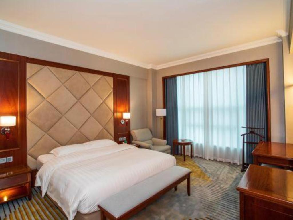 Fenggang Gladden Hotel Tiantangwei Exteriér fotografie