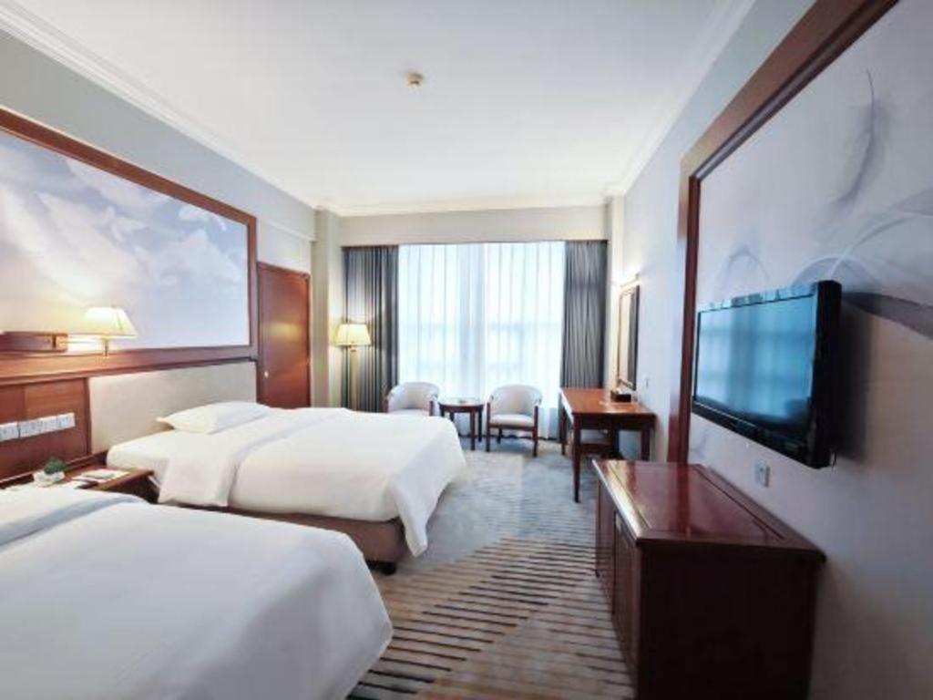 Fenggang Gladden Hotel Tiantangwei Exteriér fotografie