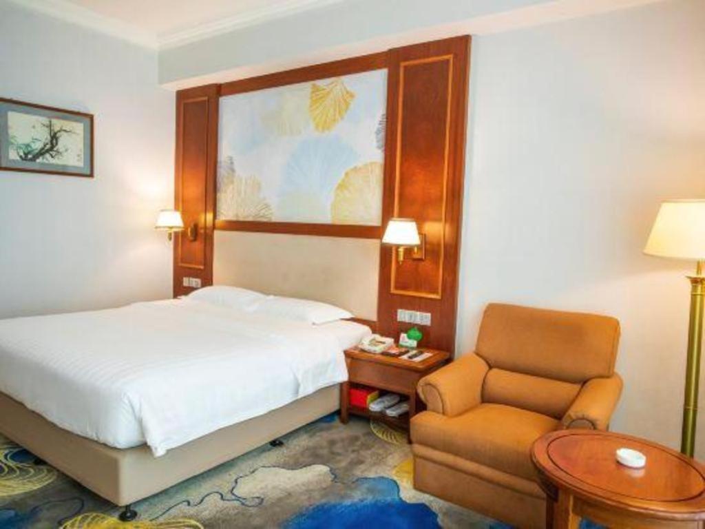 Fenggang Gladden Hotel Tiantangwei Exteriér fotografie