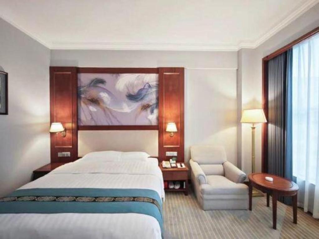 Fenggang Gladden Hotel Tiantangwei Exteriér fotografie