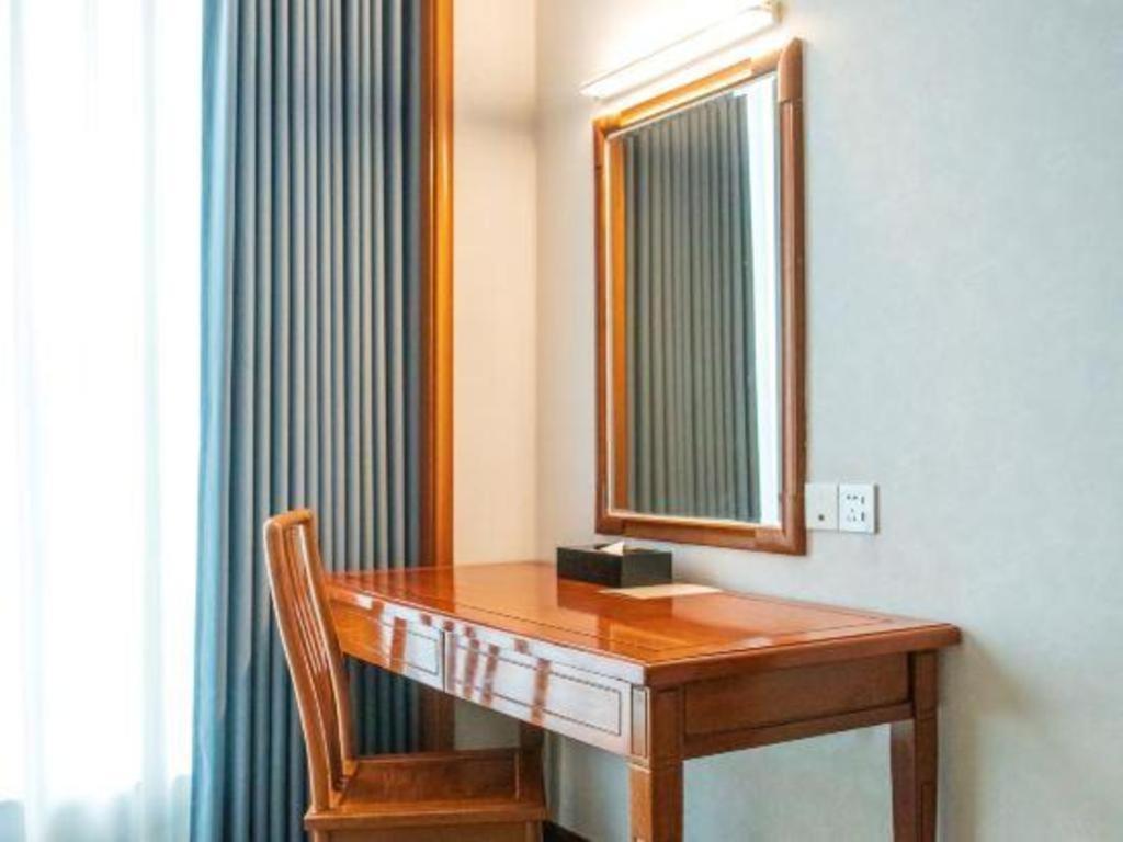 Fenggang Gladden Hotel Tiantangwei Exteriér fotografie